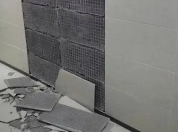 牡丹江市瓷砖空鼓维修公司分享下牡丹江市墙砖松动维修的知识